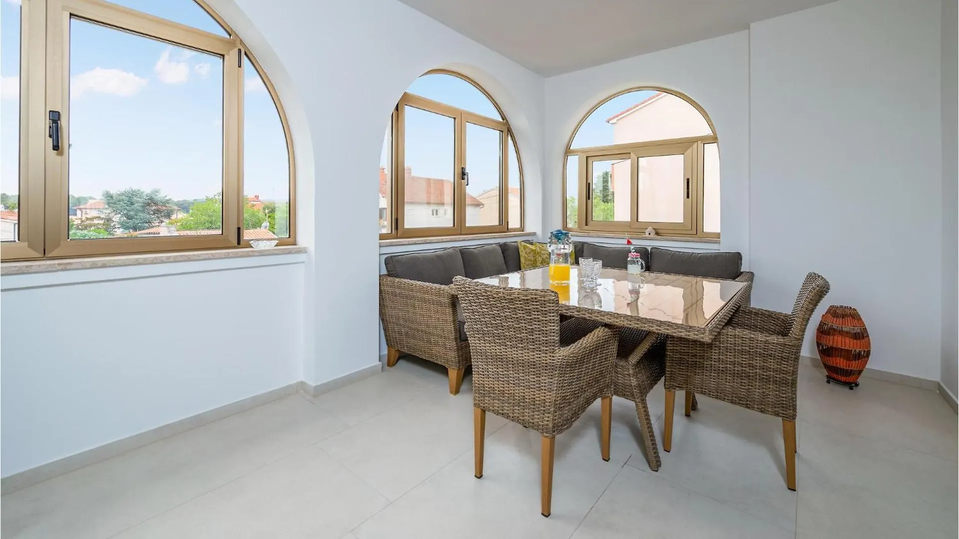 Gorgeous Apartment In Medulin With Wifi 0*,  Croatia